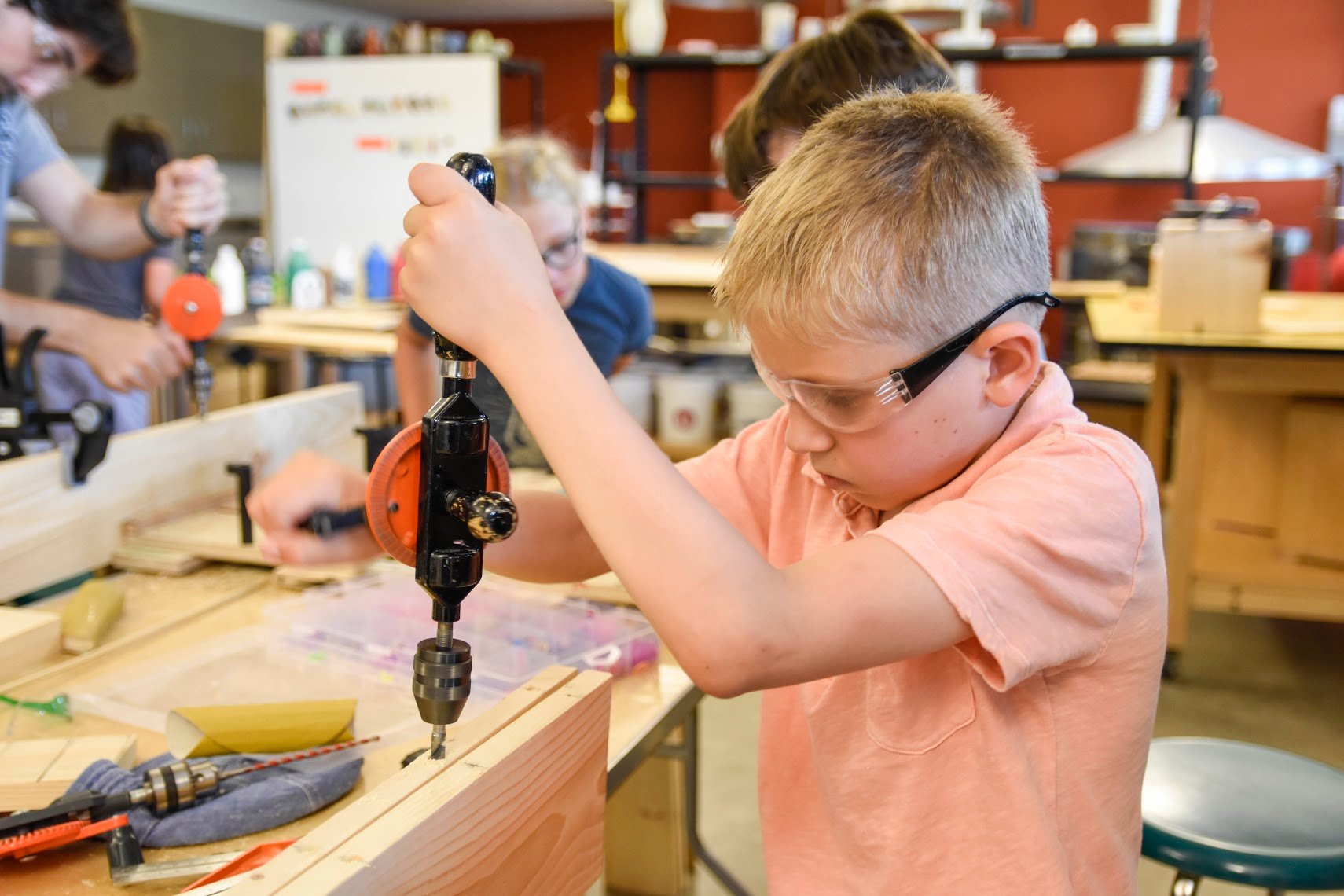 Learn how to evaluate whether a summer camp delivers age-appropriate support and real skill progression for children from Pre-K through 8th grade.